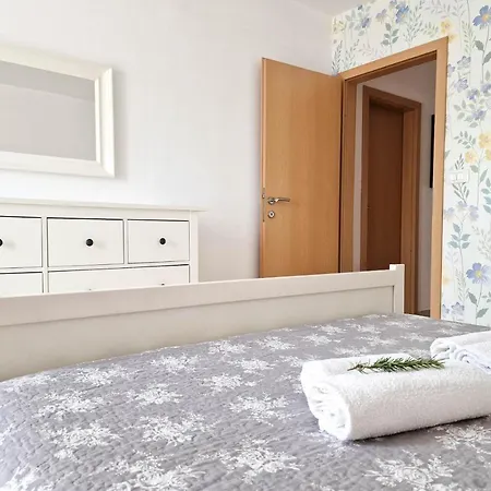 Lilly Appartement Zambratija (Istria)